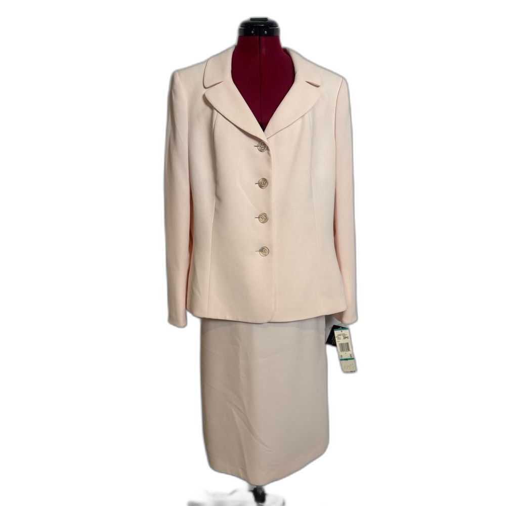 NWT Kasper Skirt Suit Women's Size 16 Pink 2-Piece Set Blazer & Skirt